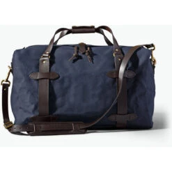 Filson Medium Rugged Twill Duffle Bag 5 Filson Medium Rugged Twill Duffle Bag -Travel Essentials Shop 11070325 Navy main 01