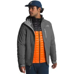 The North Face Men's Dryzzle Futurelight Jacket -Travel Essentials Shop NF0A4AHM DYY hero